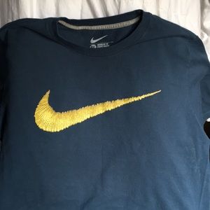 Men’s XL Nike T-shirt